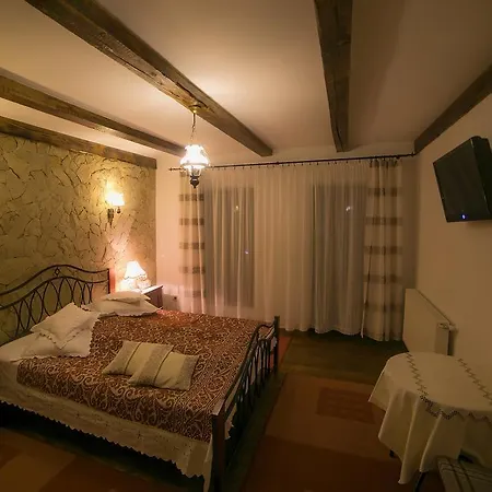 Farmház Casa Voroneț
