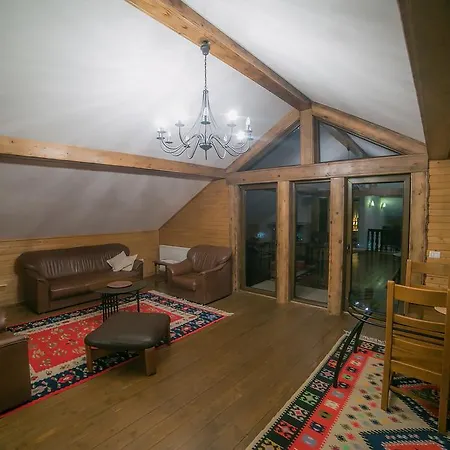 Casa * Voroneț