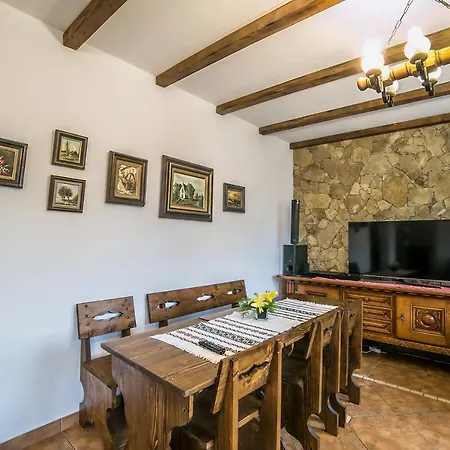 Casa Farmház *