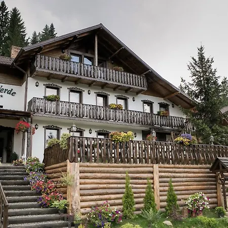 Farmház Casa Voroneț